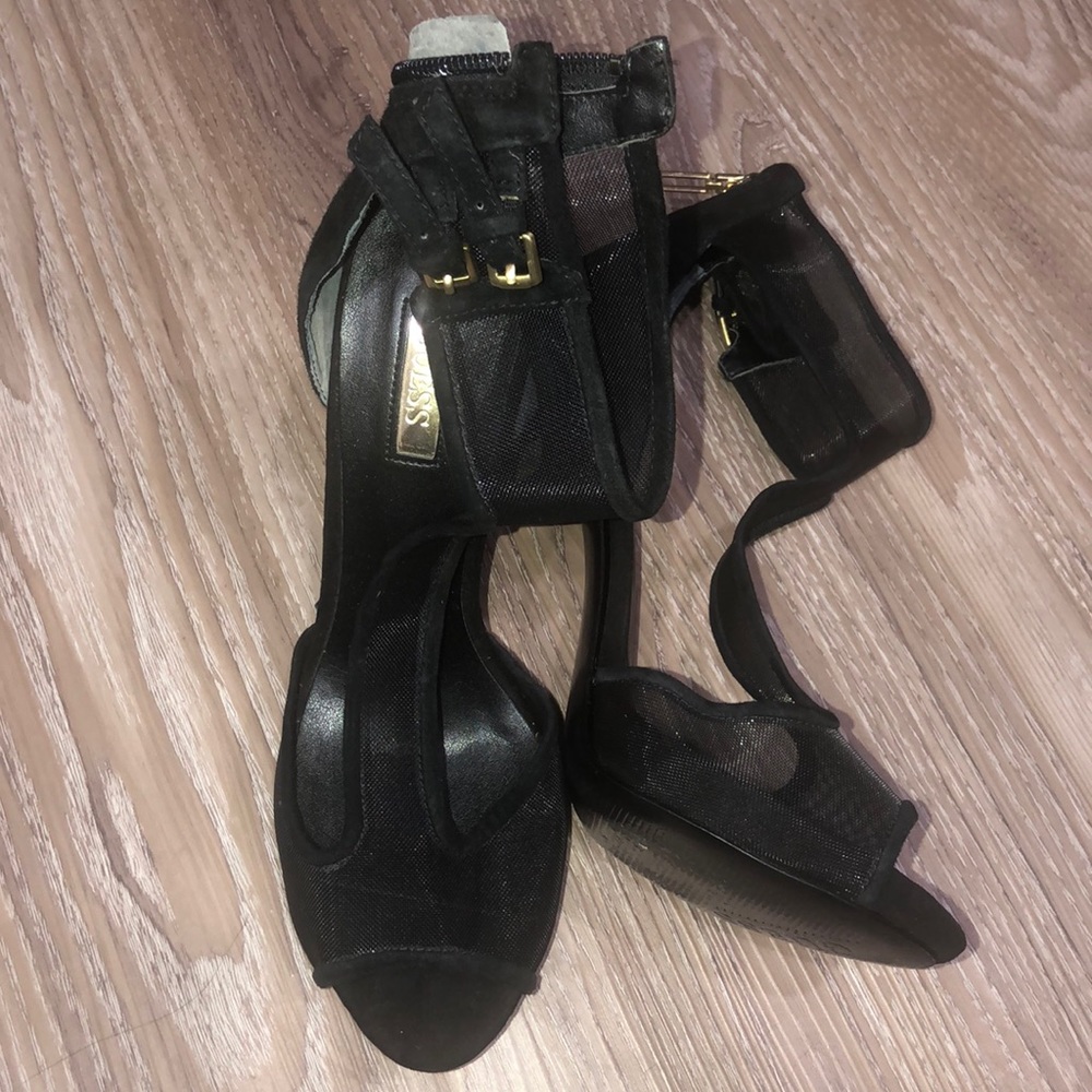 Guess heels